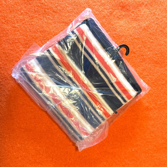 Marni and Uniqlo collab orange and brown striped cashmere stole scarf NWT - Picture 3 of 7